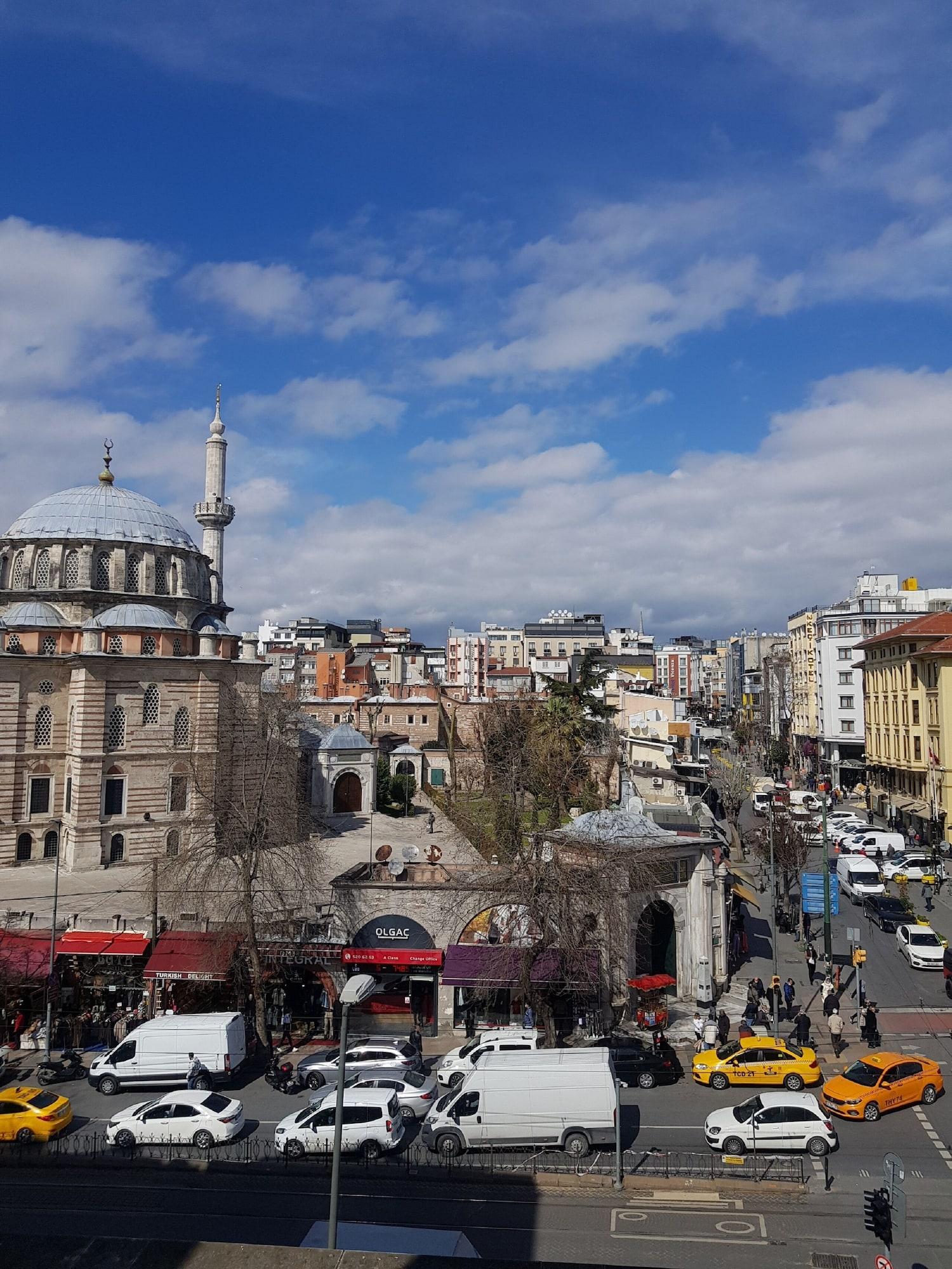 Martinenz Hotel Istanbul Exteriör bild